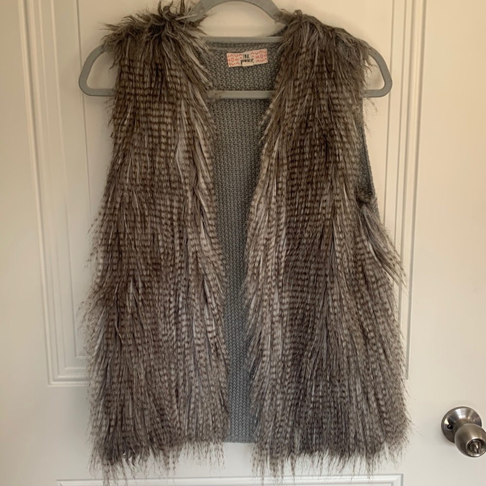 Fur vest